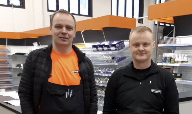 Hydroscand ansatte i vår Islandske butikk